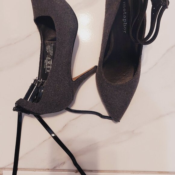 Dark gray pumps - Picture 5 of 6